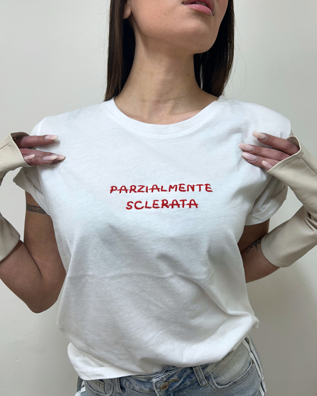 T-SHIRT "PARZIALMENTE SCLERATA"