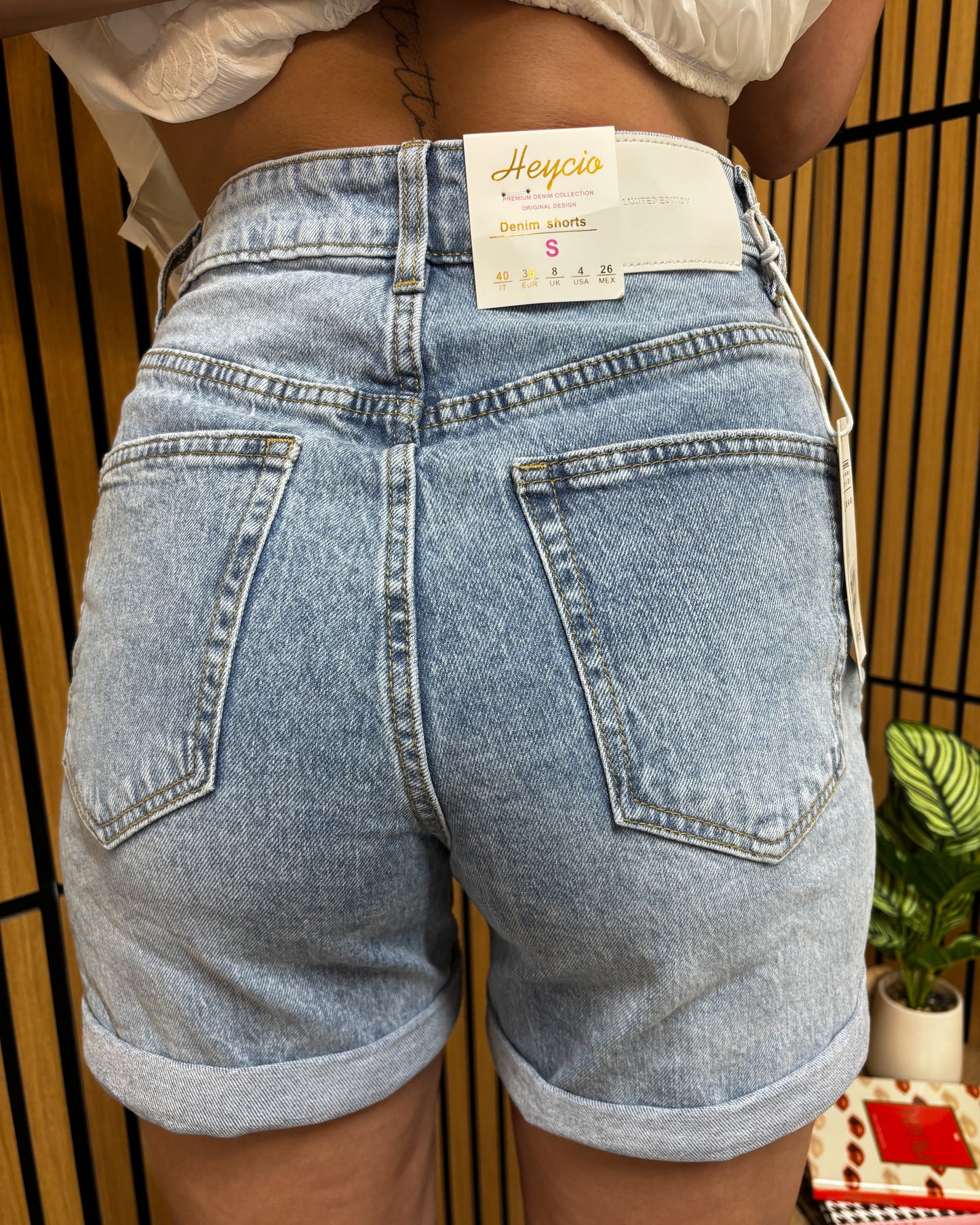 SHORT BASIC DENIM