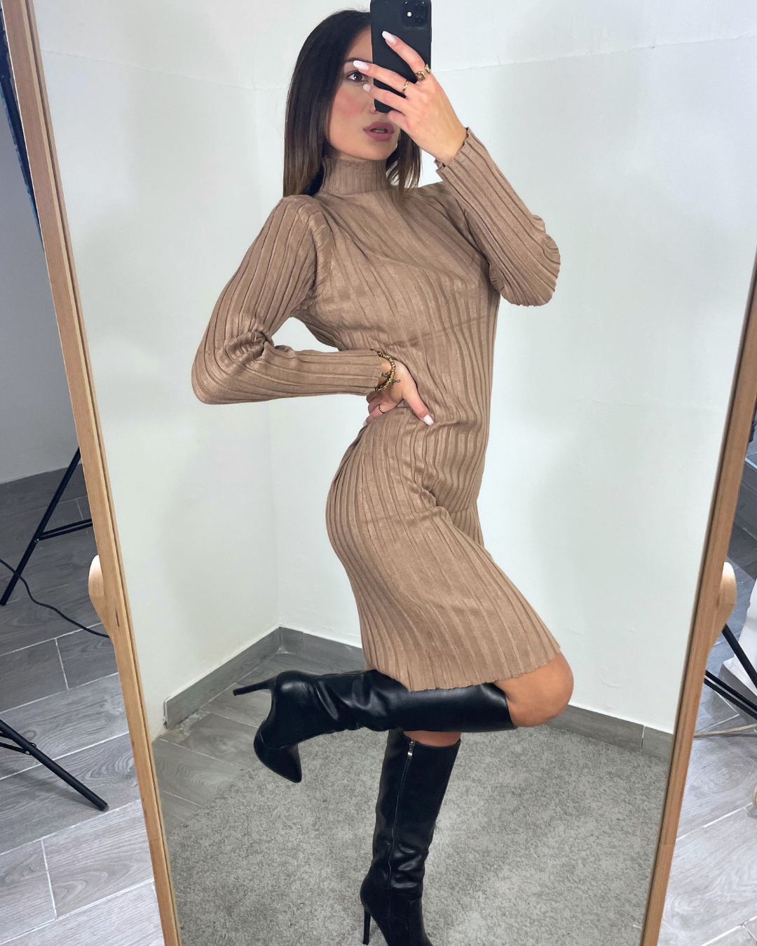 DRESS MAGLINA COSTINA