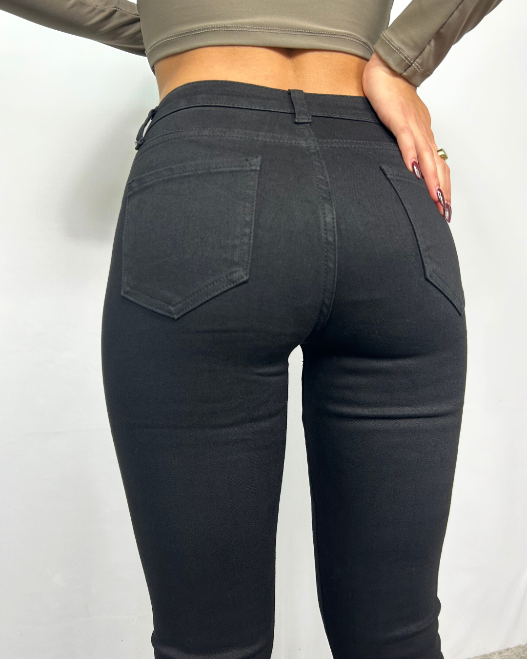 DENIM SKINNY BLACK