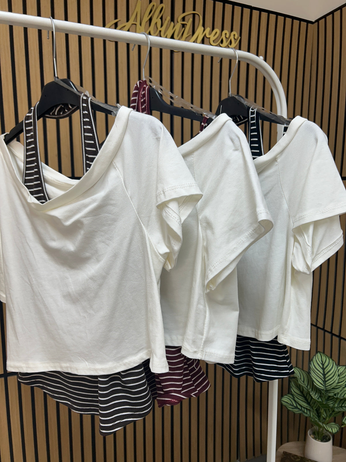 MAGLIA TOP RIGATO