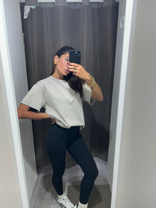 T-SHIRT DISCOLORED