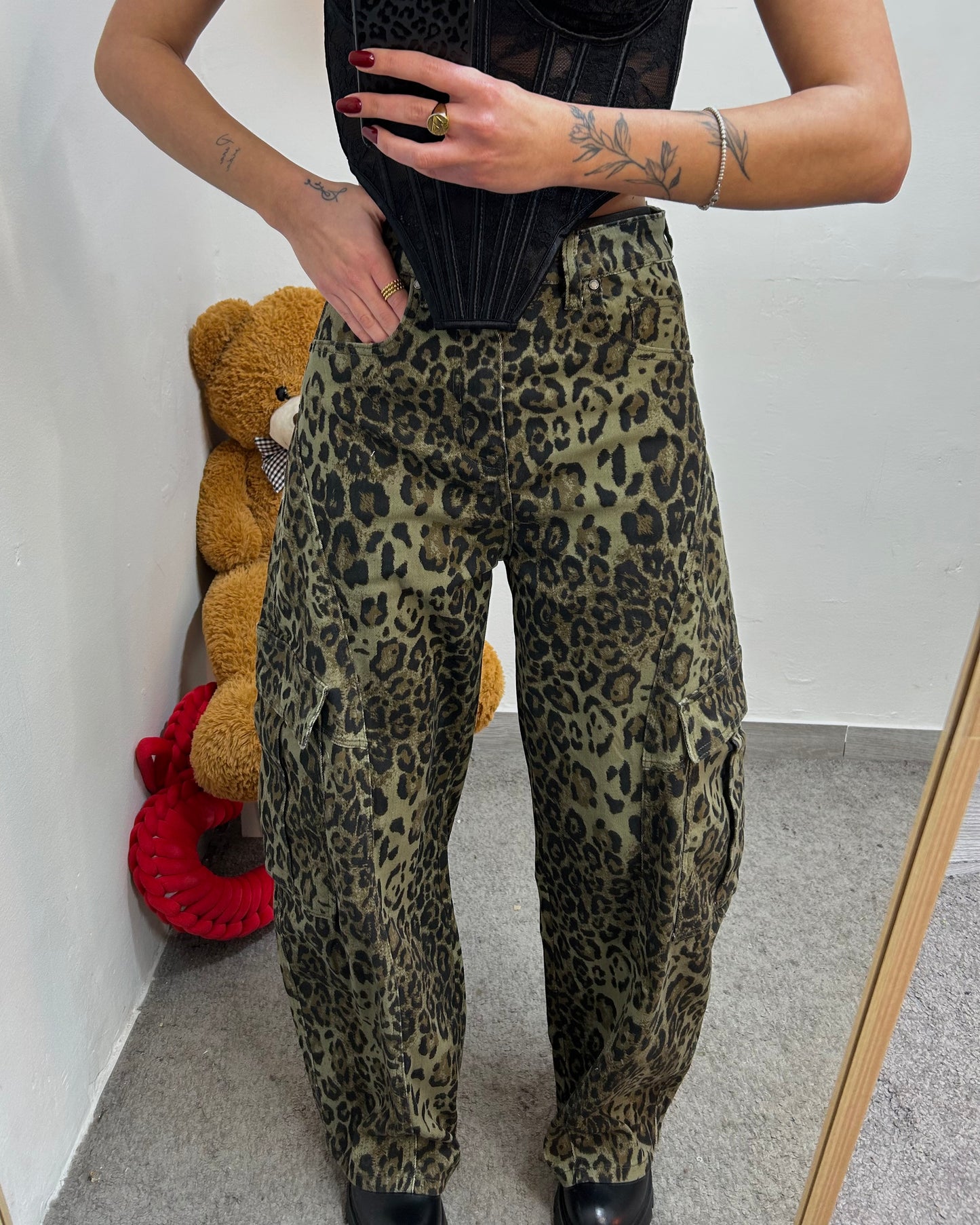 BALOON CARGO MILITARY