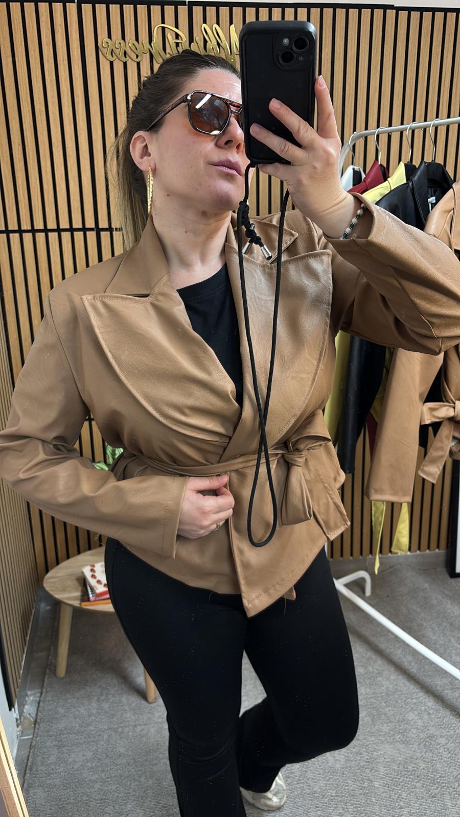 BLAZER ECOPELLE CINTURA